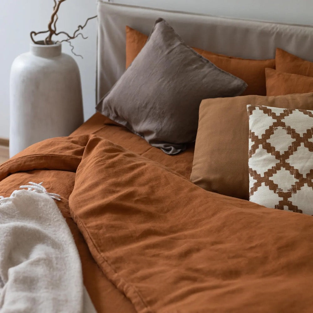 Cinnamon linen pillow case, natural organic linen pillow cover, envelope closure pillowcase in 20x20, 26x26, 16x16, custom sizes