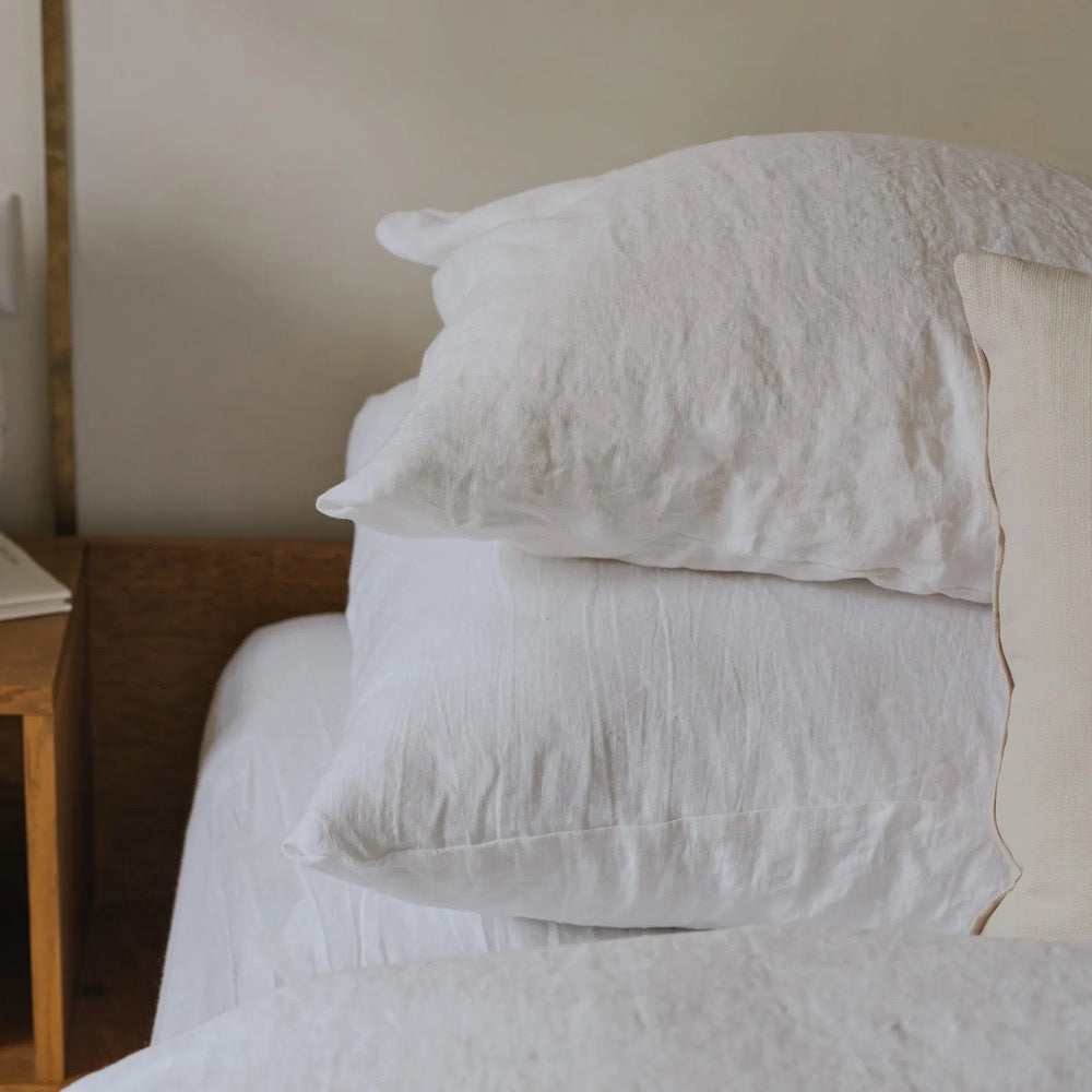 Organic pure linen pillowcase with envelope closure in custom sizes and various colors, handmade bed linen
